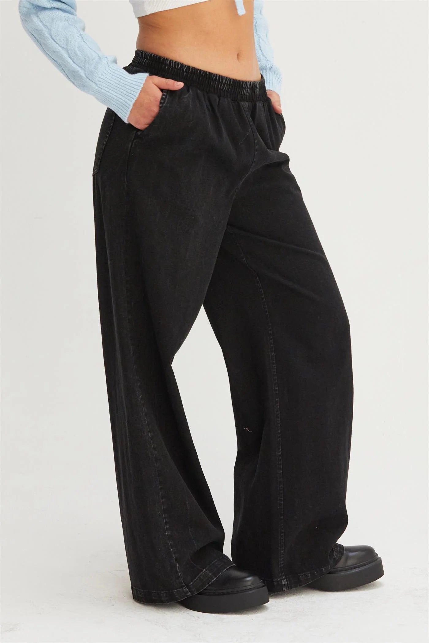 Comfort Wide Leg Denim